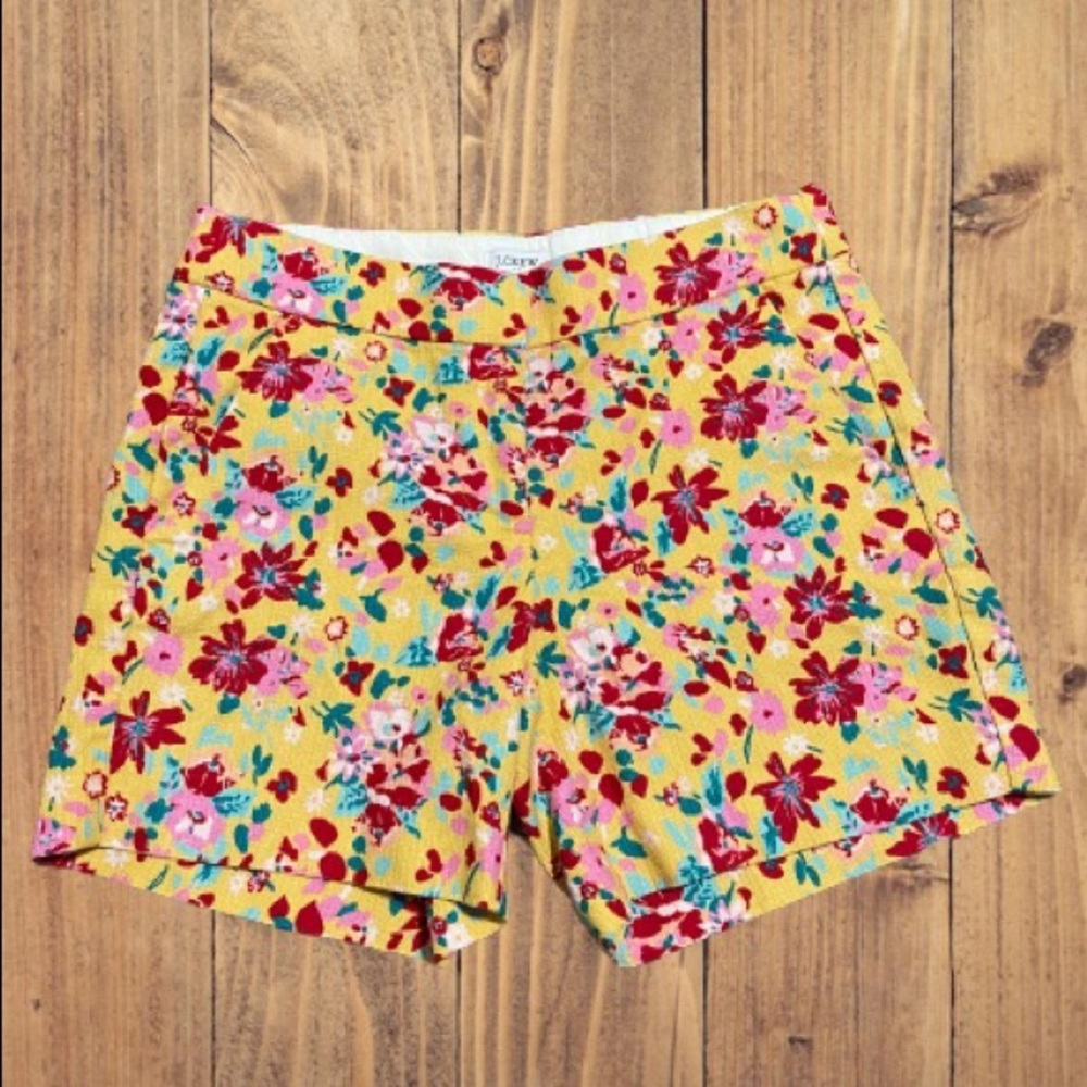 Women’s J. Crew yellow flower shorts size 00